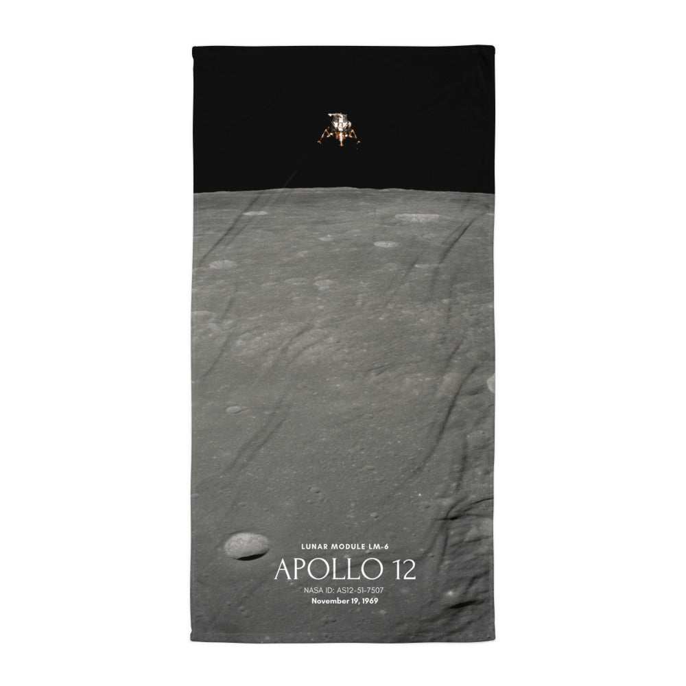 Mondgeflüster - Apollo XII Badehandtuch